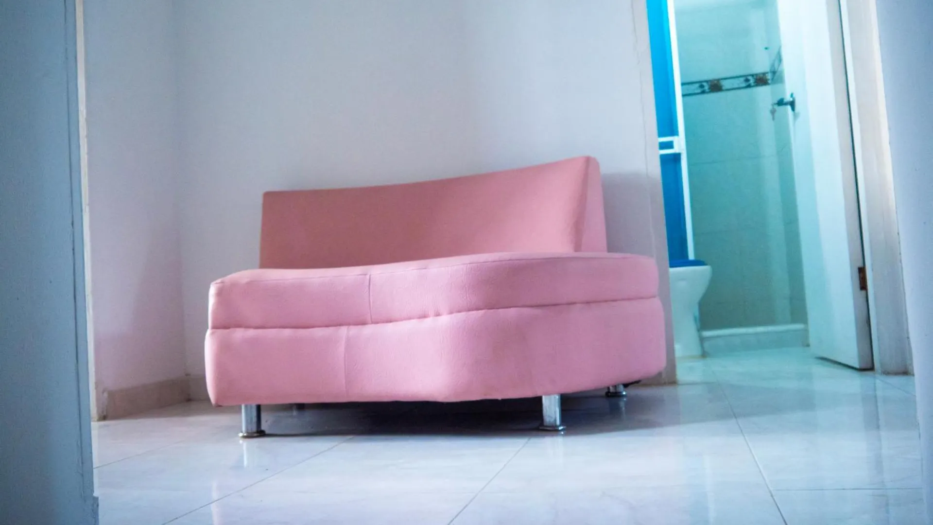 Lovely And Close To Airport, Sea, And Old Town Cartagena